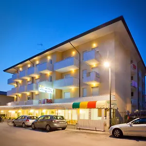 Augusta Hotel